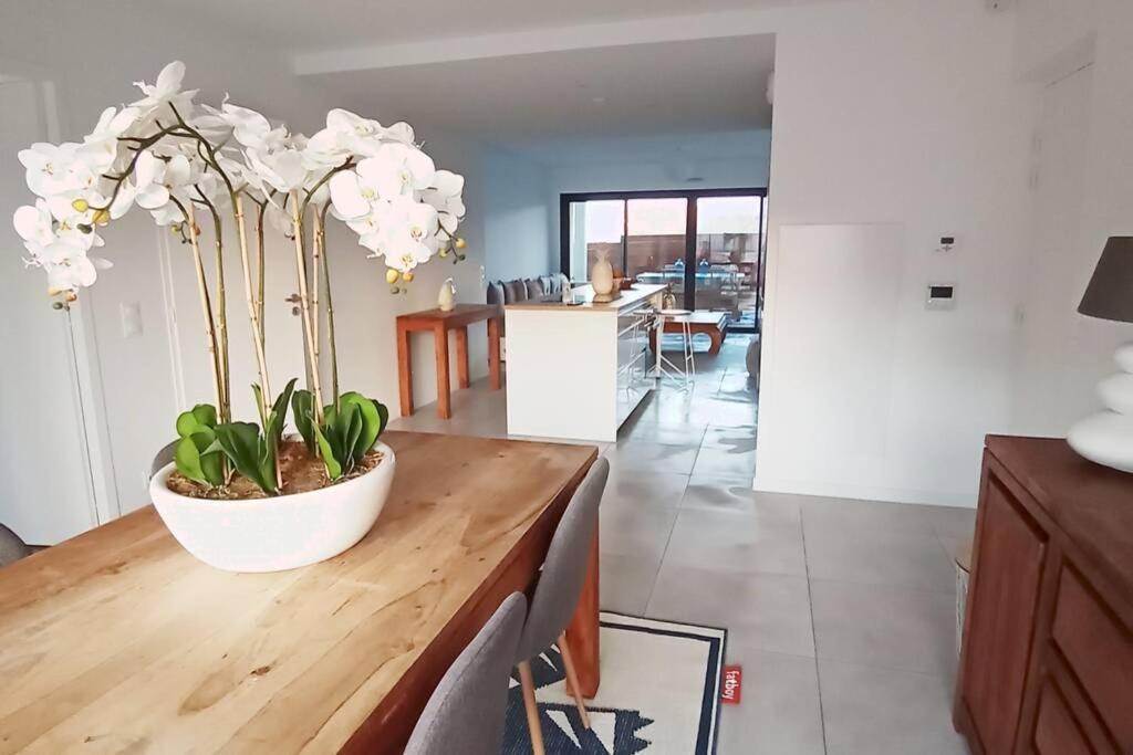 Appartement Loft standing 100 M2 à 200 mètres de la plage à Lacanau Extérieur photo